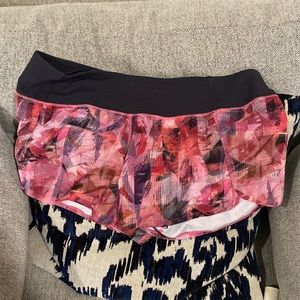 Size 12 lululemon shorts